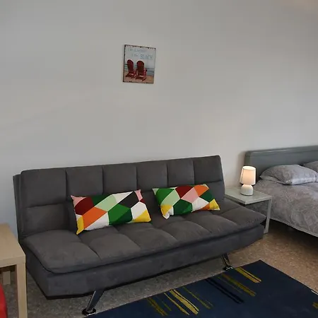 Stadem Apartment *